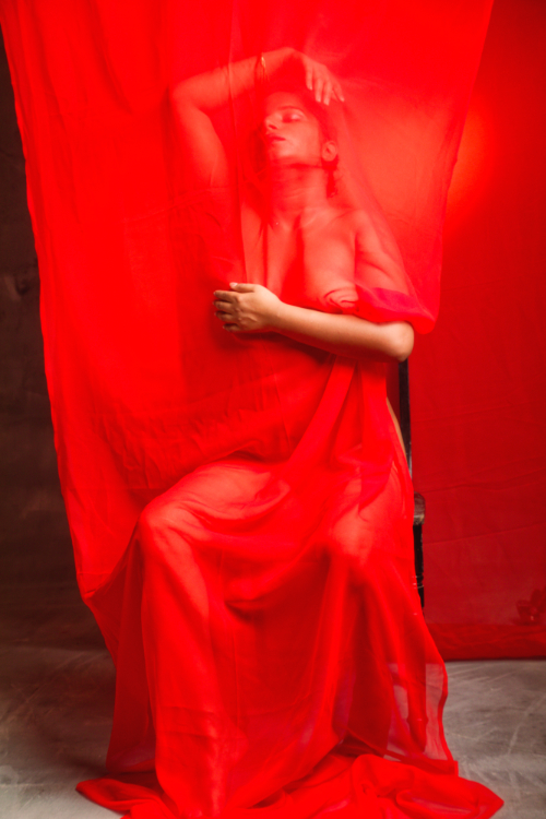 Inder Gopal Advertising . Fashion . Industrial . Model Portfolio Development . Fine Art Photography