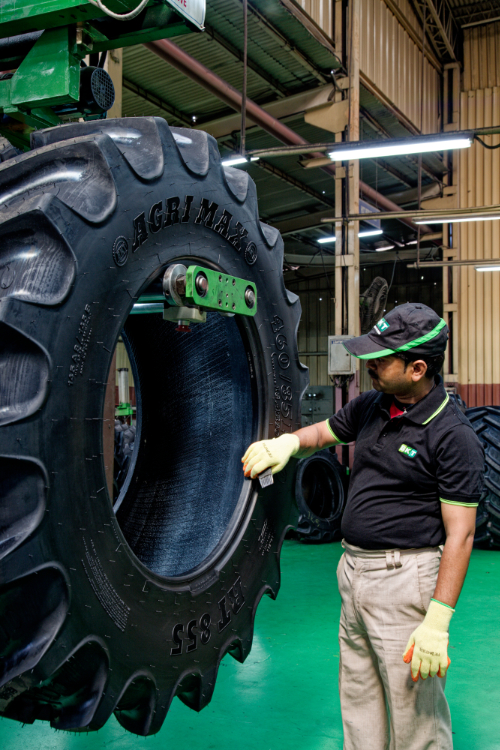 Industrial Photography - Inder Gopal Advertising . Fashion . Industrial . Model Portfolio Development Photography